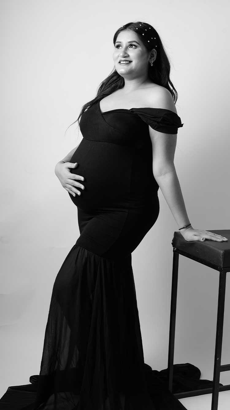 Black-maternity-gown