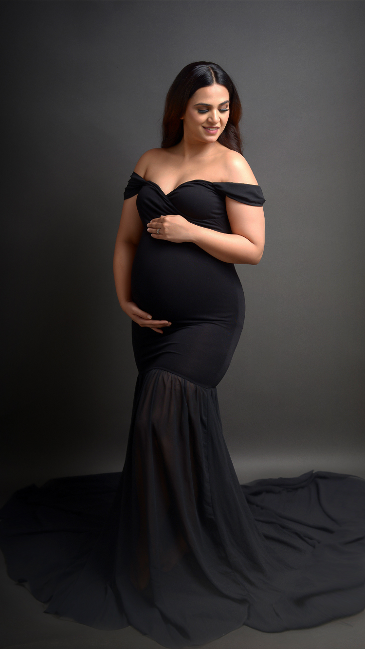 Black-maternity-gown