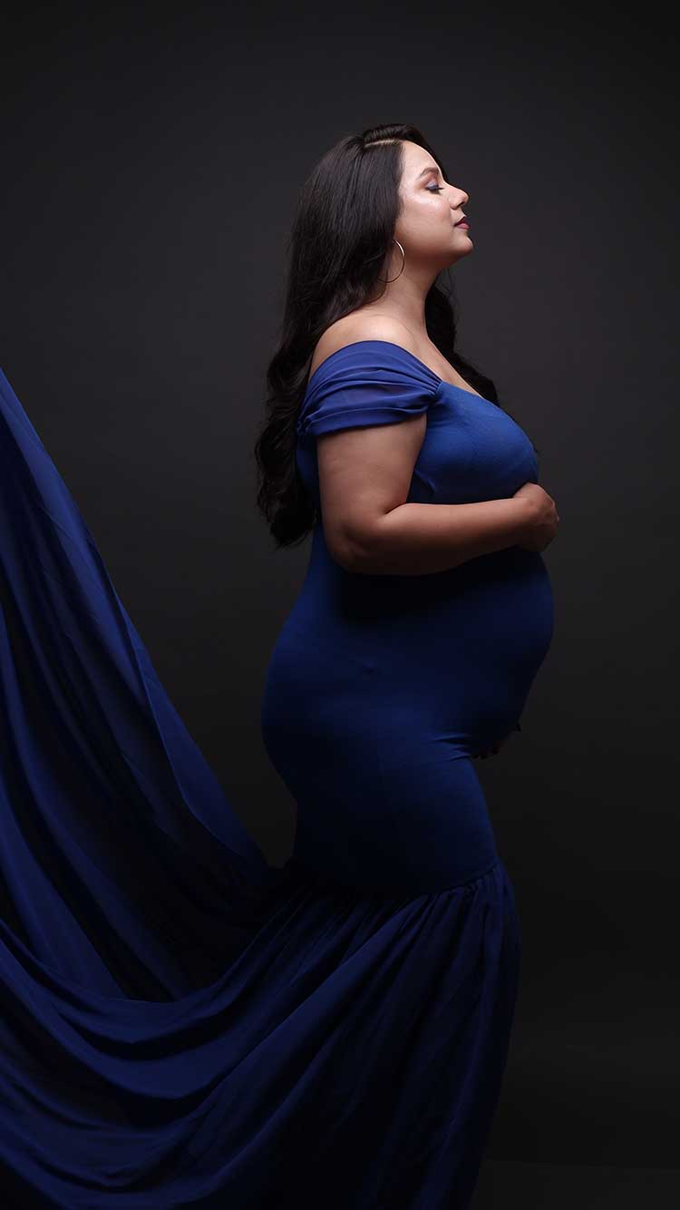 Black-maternity-gown