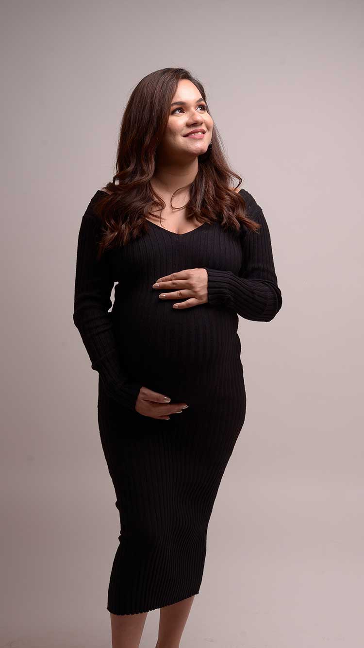 Black-maternity-gown