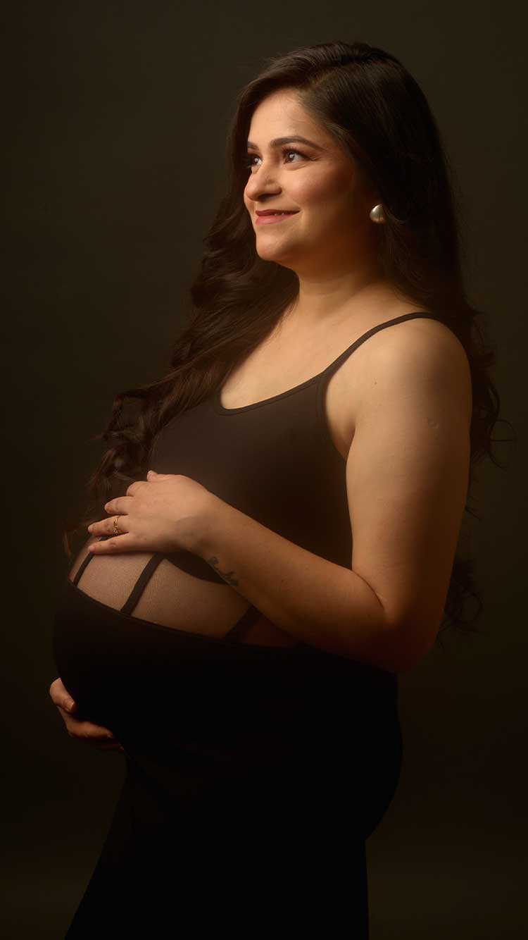 Black-maternity-gown