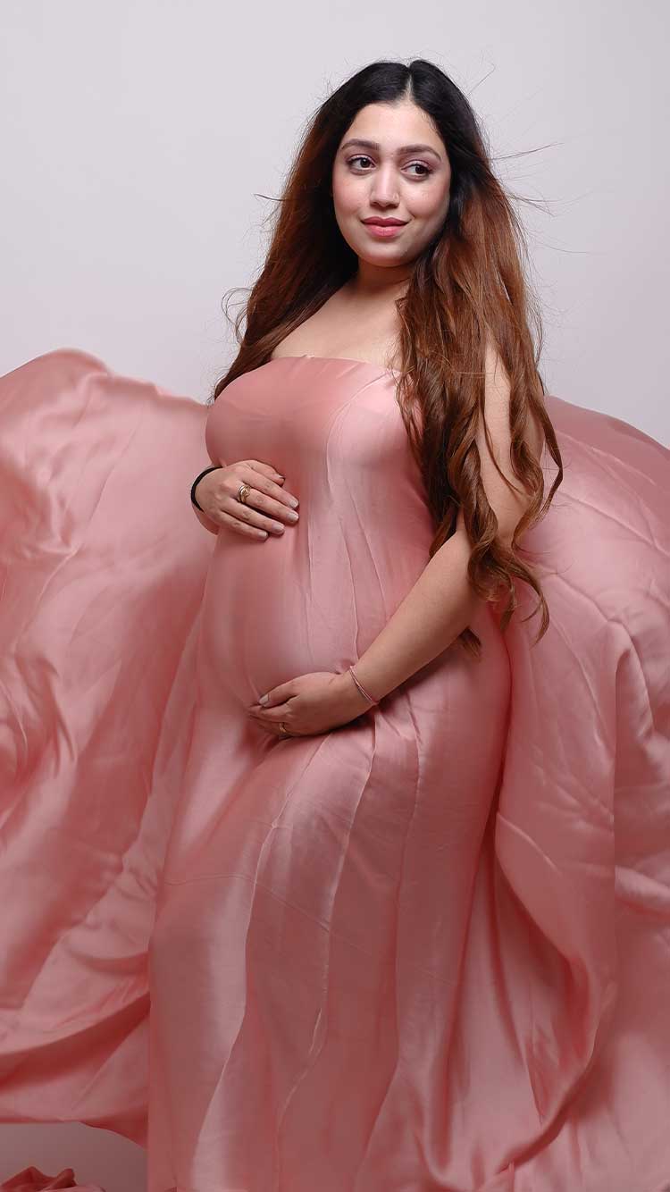 Black-maternity-gown