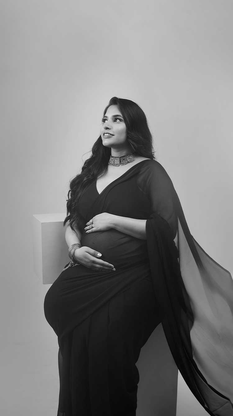 Black-maternity-gown