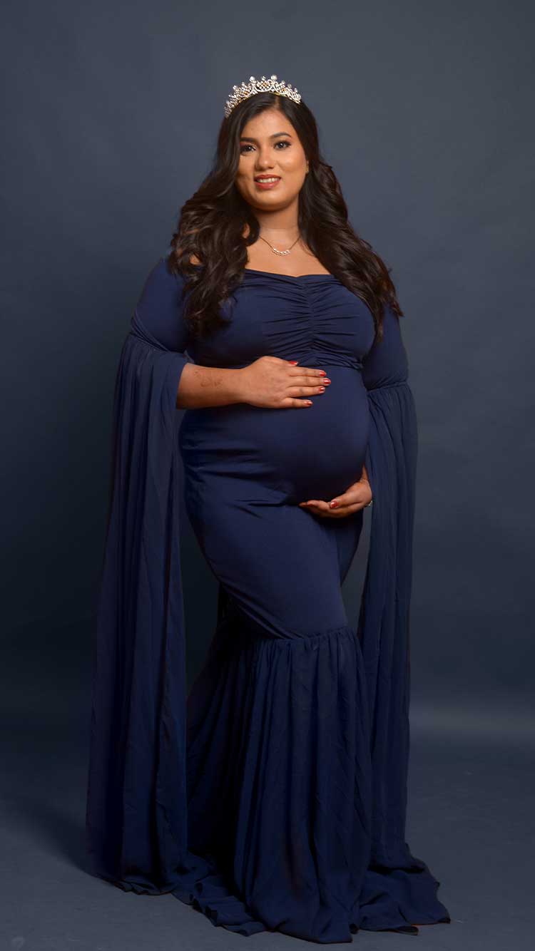 Black-maternity-gown