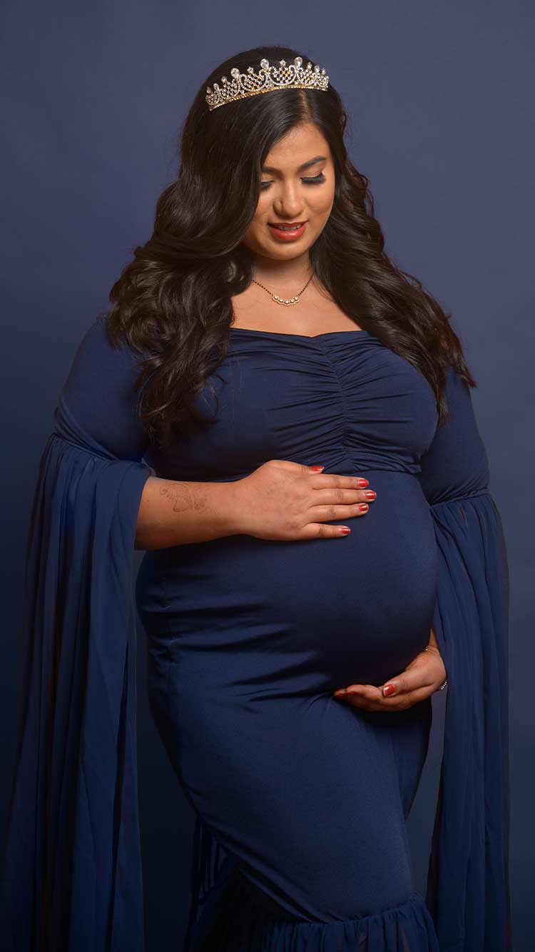 Black-maternity-gown