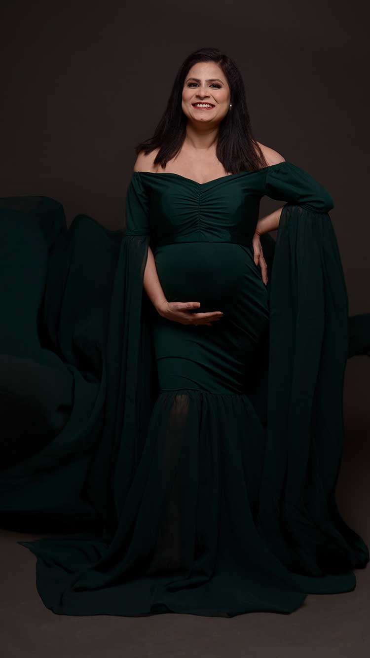 Black-maternity-gown