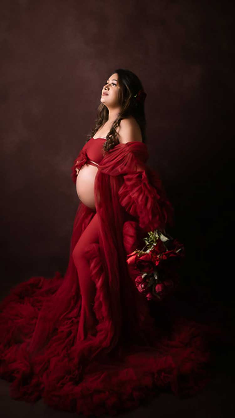 Black-maternity-gown